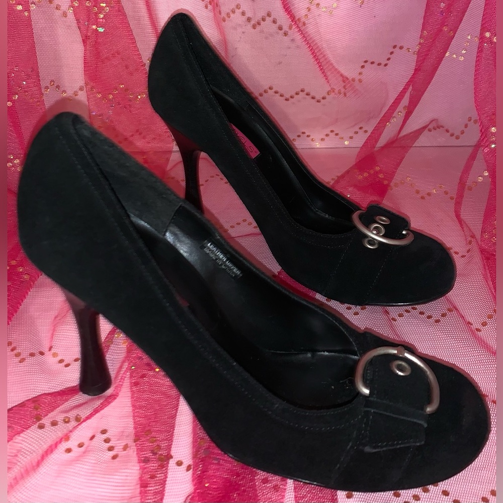 Rebels suede heels